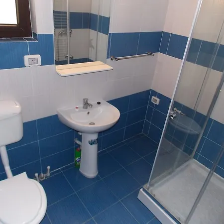 Edi Năvodari